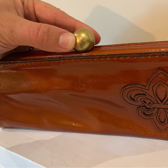Vintage Gianni Bini Cognac Brown Clutch Bag/Purse. Excellent Condition. - Picture 6 of 11